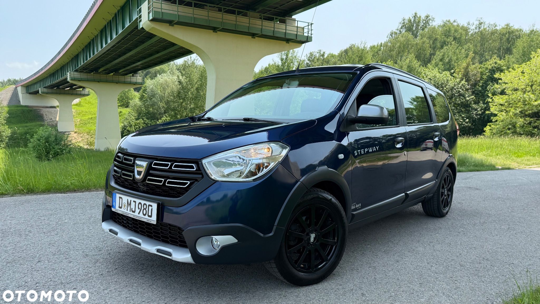 Dacia Lodgy 1.6 SCe Access S&S - 1