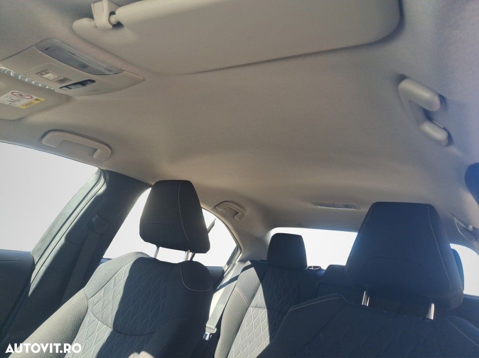 Toyota Corolla - 18
