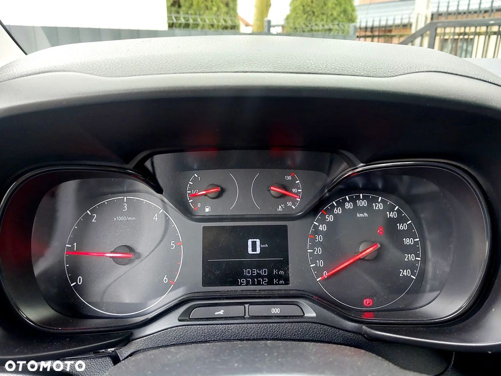 Opel COMBO MAXI LIFT - 8