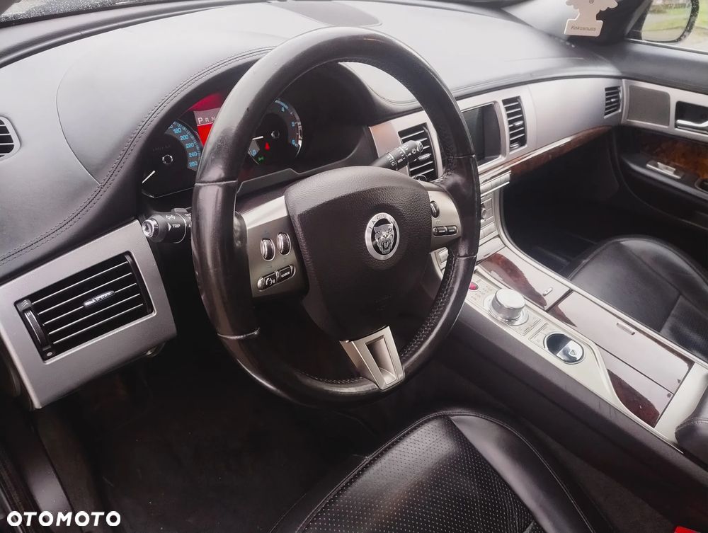 Jaguar XF 3.0 V6 S Premium Luxury - 10