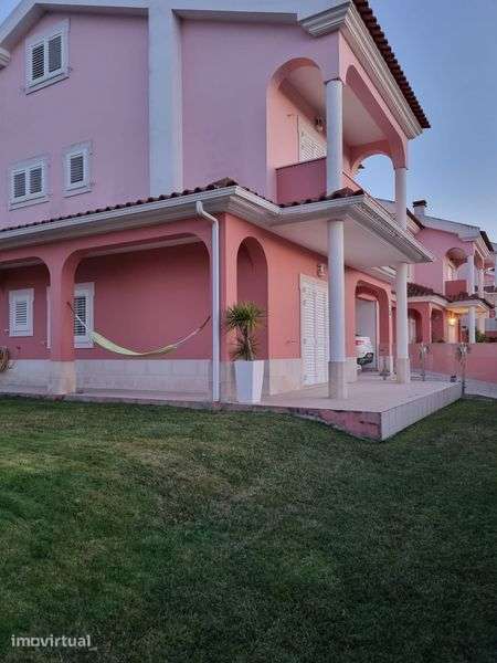 Moradia T4 Remodelada Vale Fetal, Charneca da Caparica - Grande imagem: 4/11