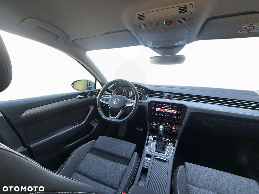 Volkswagen Passat Variant 1.5 TSI EVO Business DSG - 16