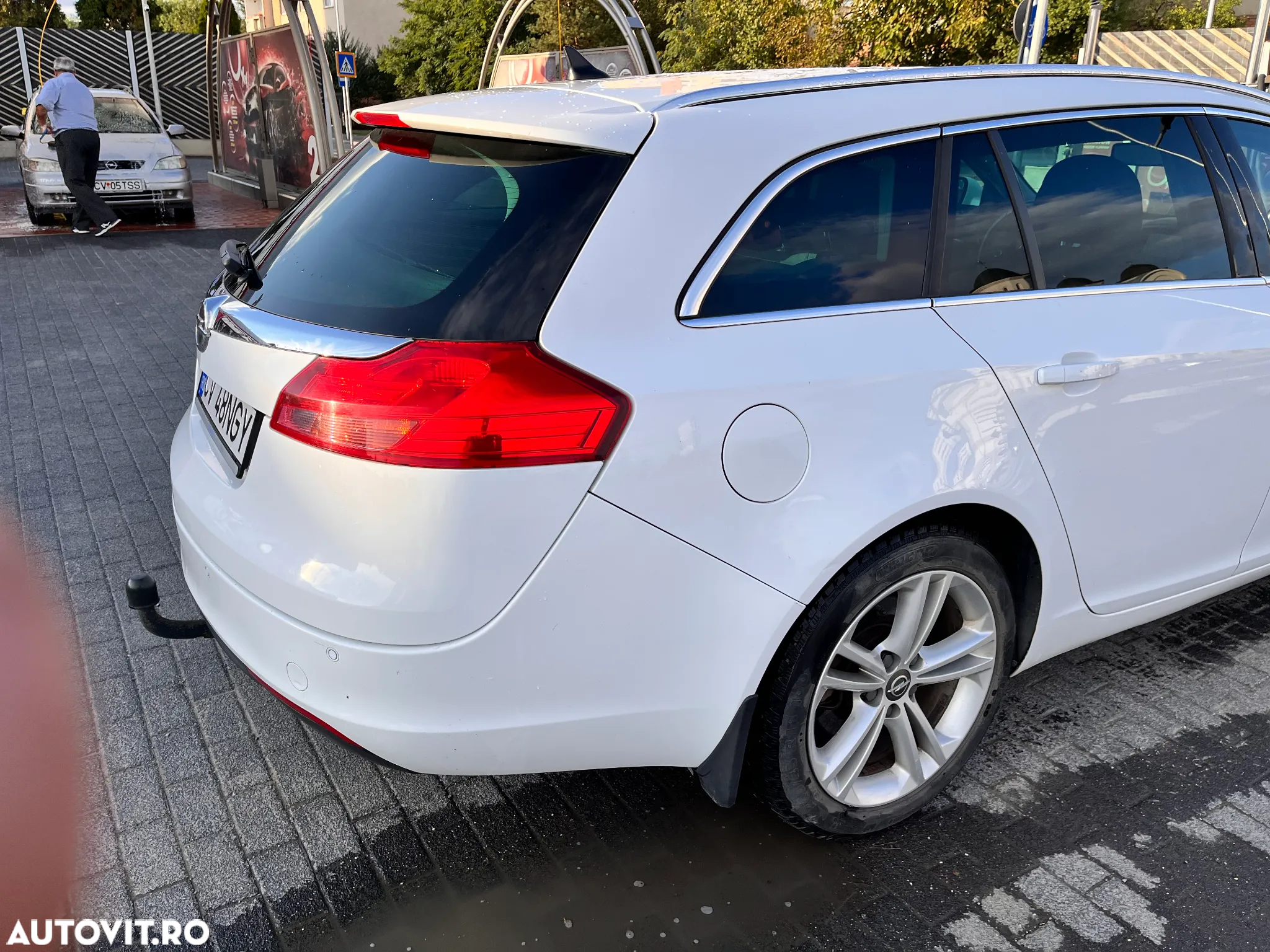 Opel Insignia 2.0 CDTI Automatik Sport - 3