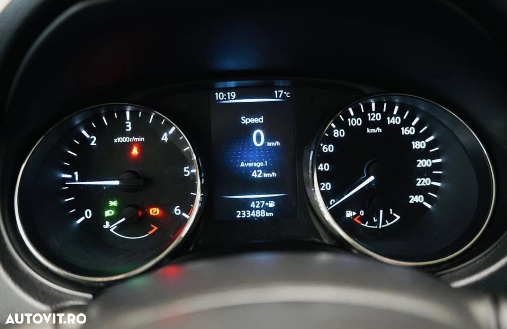 Nissan Qashqai 1.6 dCi DPF 4x4 Start/Stop acenta - 15