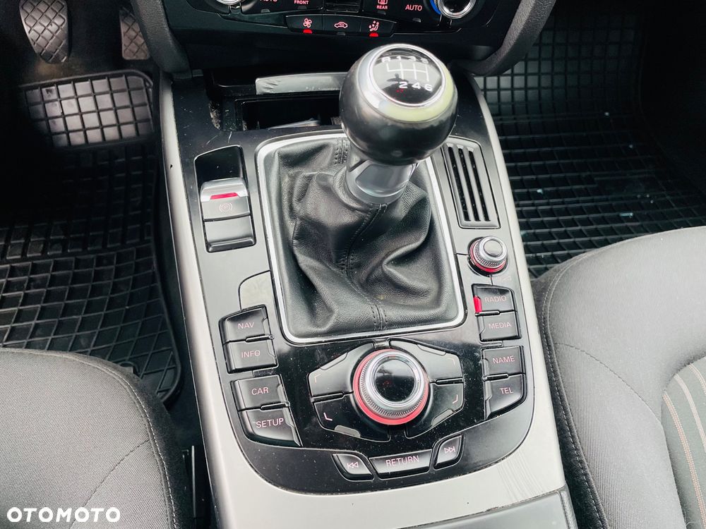 Audi A4 Avant 2.0 TDI DPF Attraction - 4