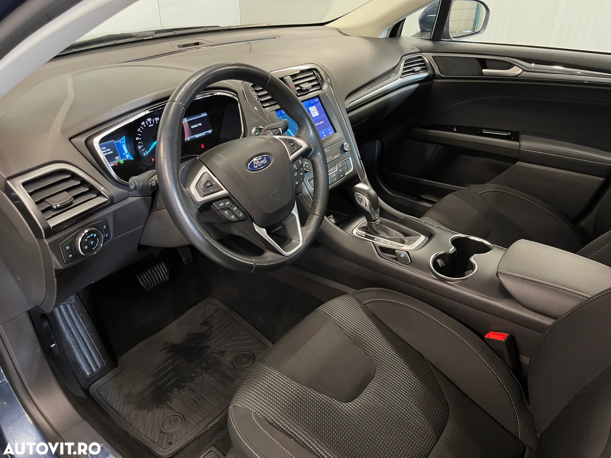 Ford Mondeo 2.0 HEV Titanium - 5