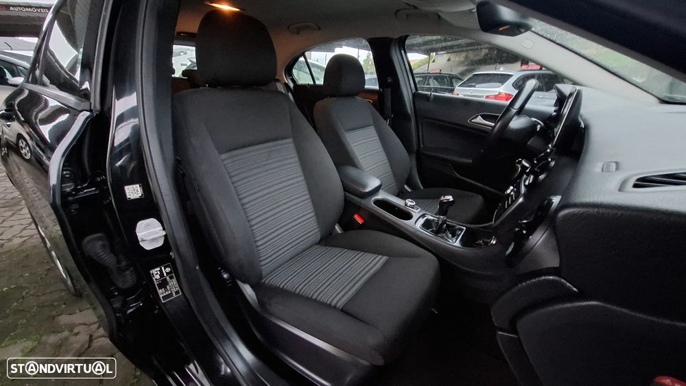 Mercedes-Benz A 180 CDI (BlueEFFICIENCY) Style - 31