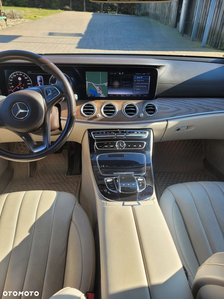 Mercedes-Benz Klasa E - 7