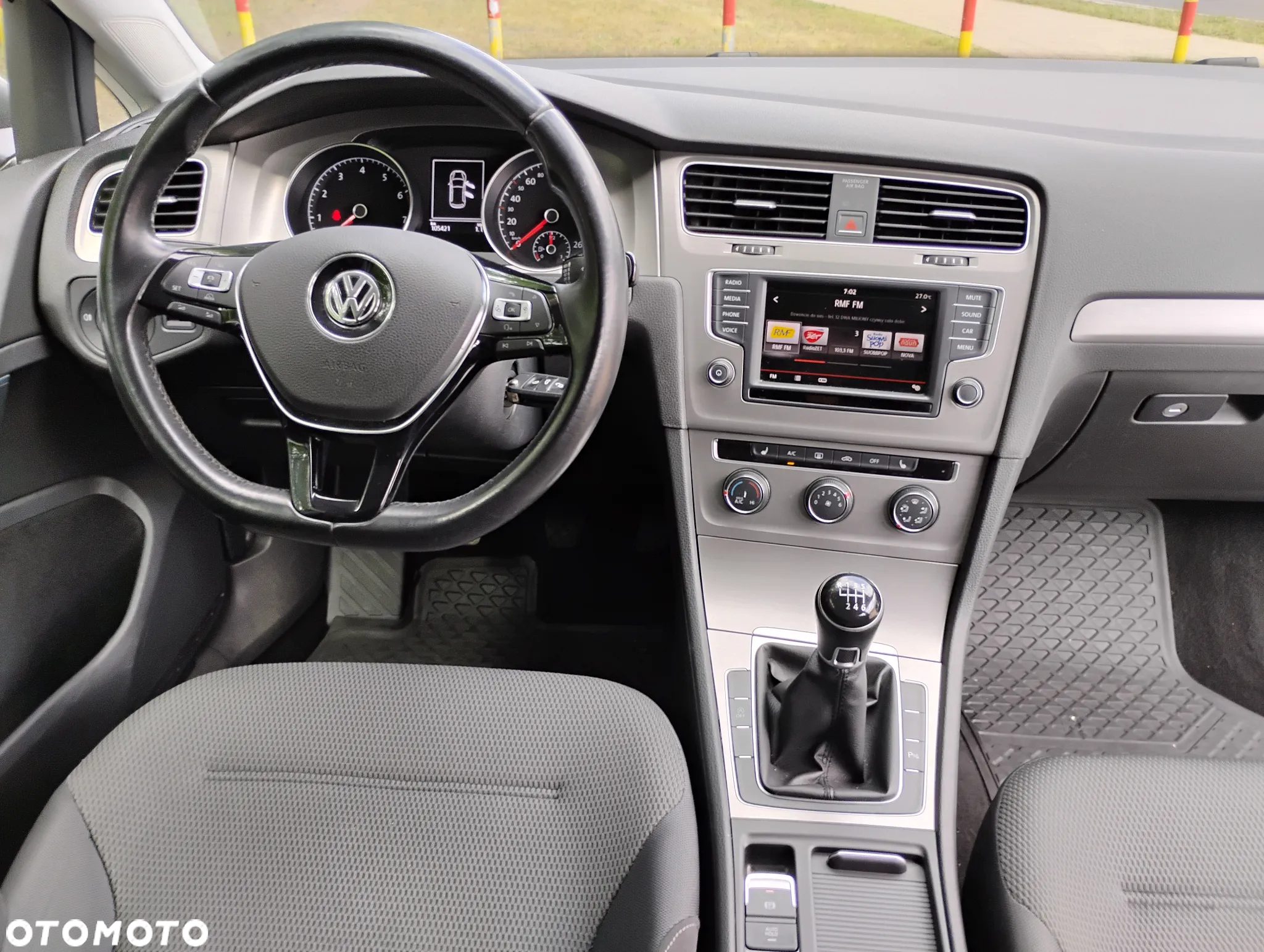 Volkswagen Golf - 15