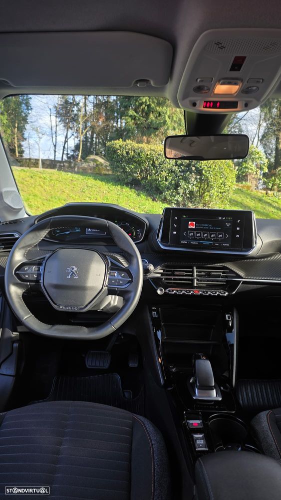 Peugeot e-208 Allure Pack - 7