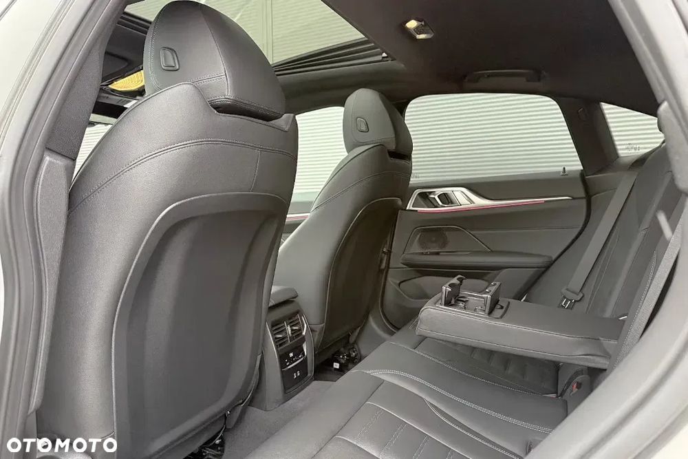 BMW i4 83.9kWh eDrive 40 M Sport - 21