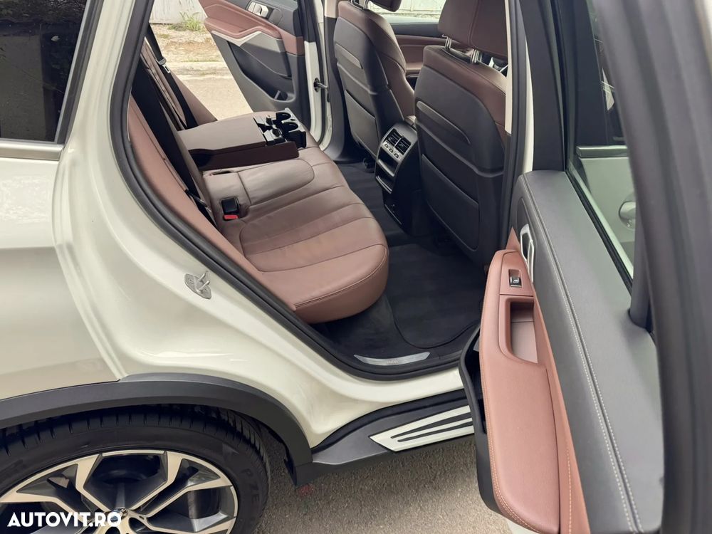 BMW X5 xDrive30d - 28