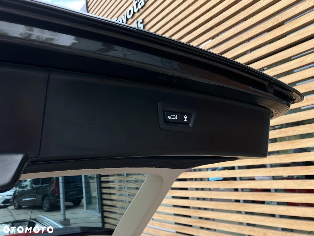 BMW Seria 5 530d xDrive Luxury Line - 12