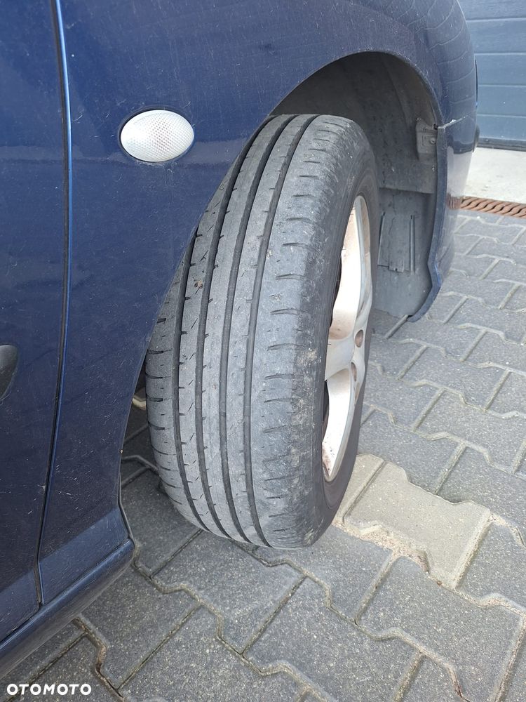 Peugeot 407 HDi 110 - 12