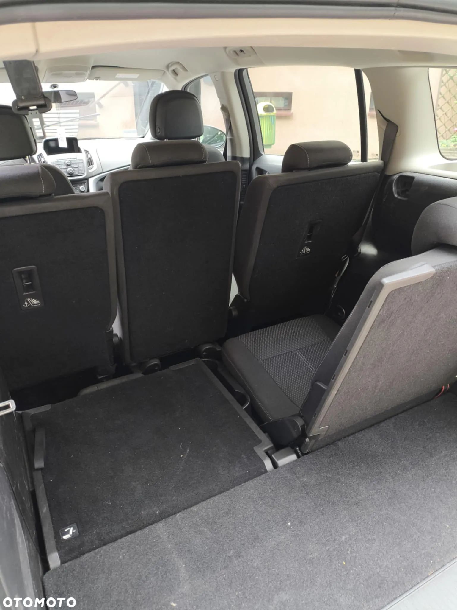 Opel Zafira - 1