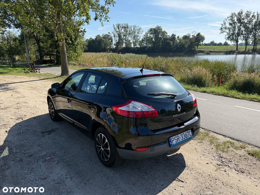 Renault Megane 2014 photo 3