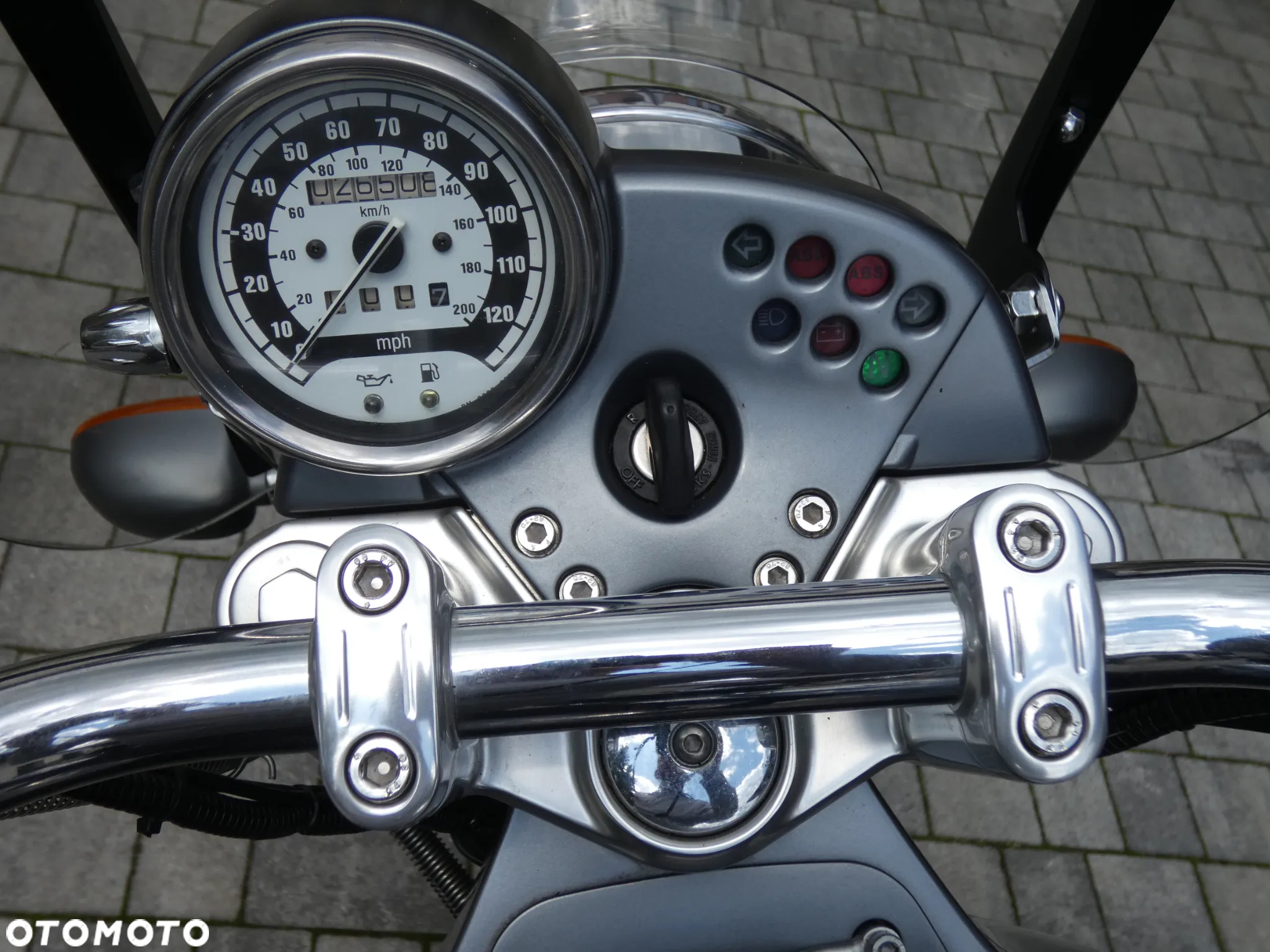 BMW R - 12