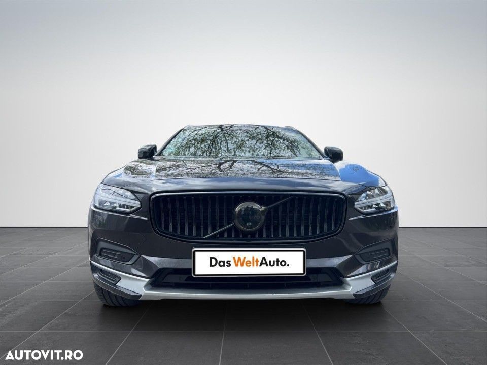 Volvo V90 - 2