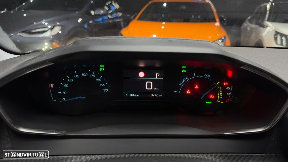 Peugeot e-208 Allure Pack - 11