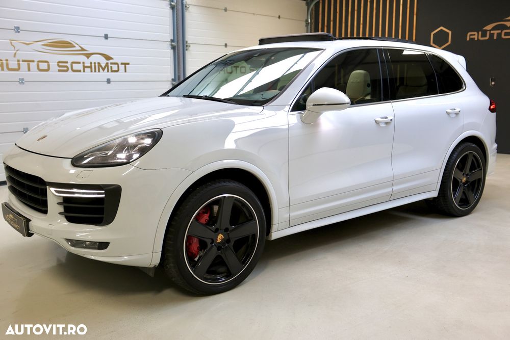 Porsche Cayenne 3.6 L GTS - 11