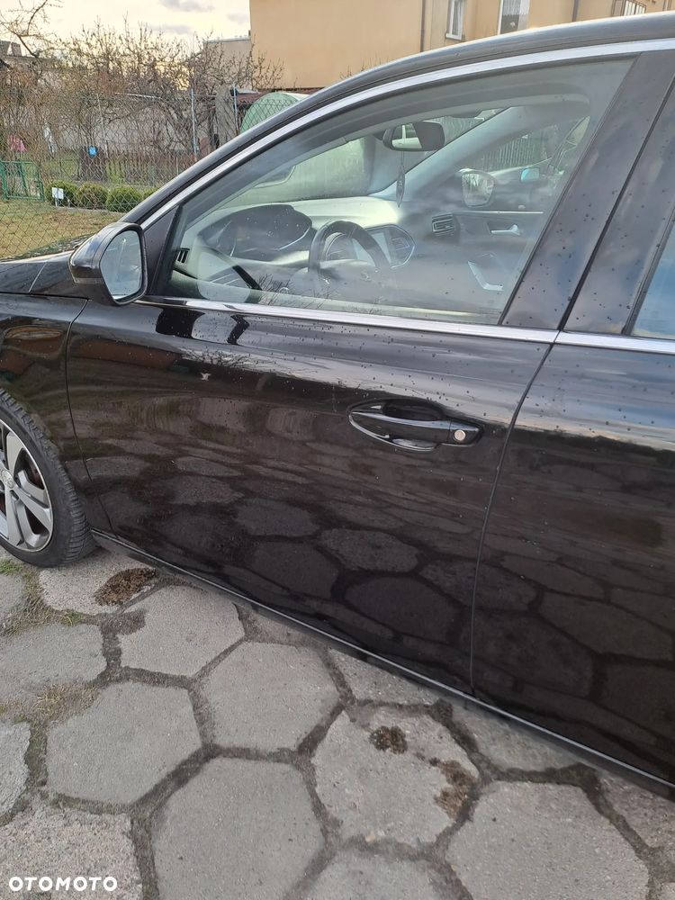 Peugeot 308 1.6 BlueHDi Allure S&S - 17