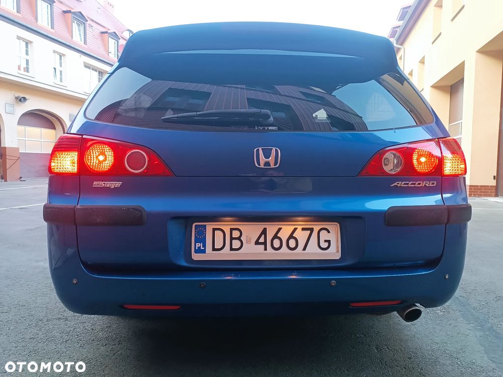Honda Accord 2.0 i Executive - 3