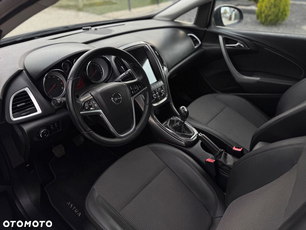 Opel Astra 1.4 T Cosmo - 21