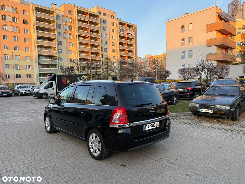 Opel Zafira 1.8 Edition Plus - 10