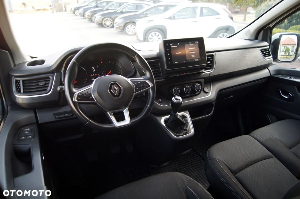Renault Trafic - 11