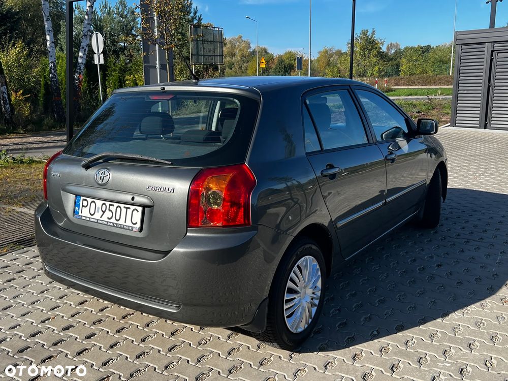 Toyota Corolla - 6