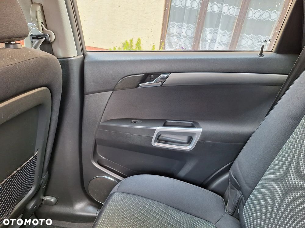 Opel Antara - 4