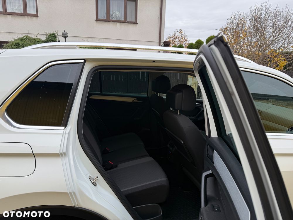 Volkswagen Tiguan 2.0 TDI SCR Elegance DSG - 18