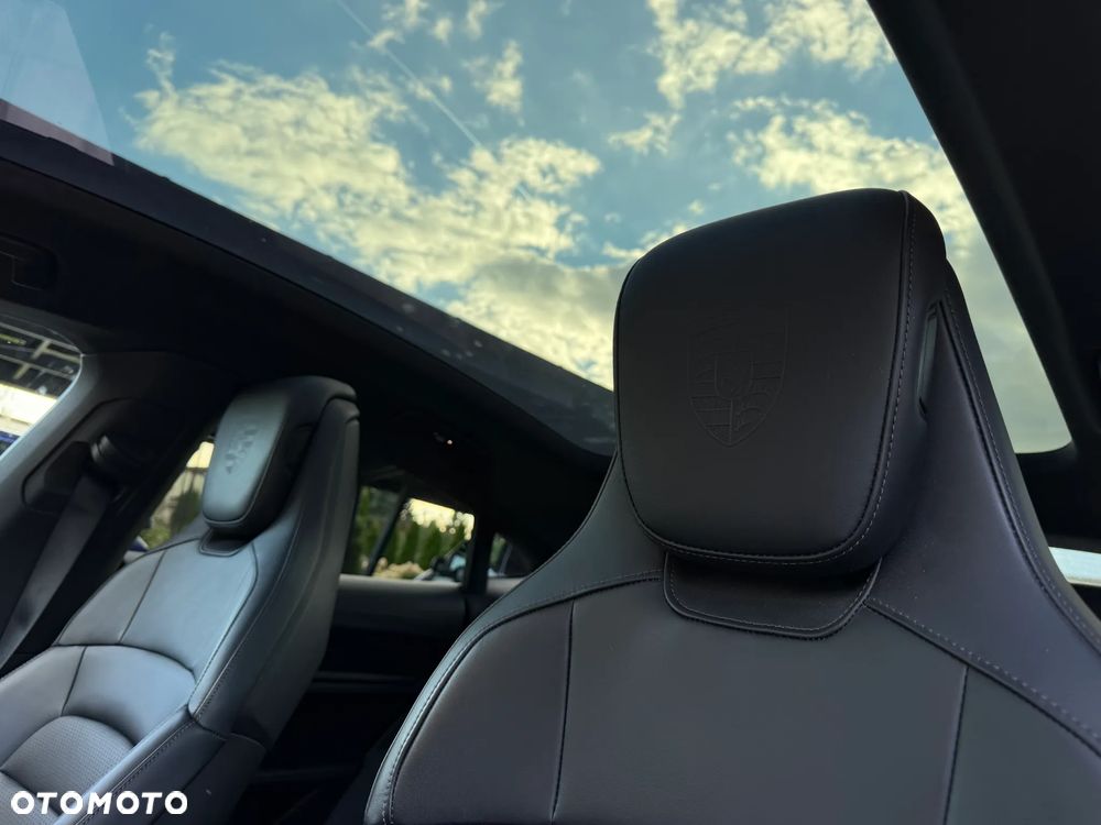 Porsche Taycan Performancebatterie Plus - 11
