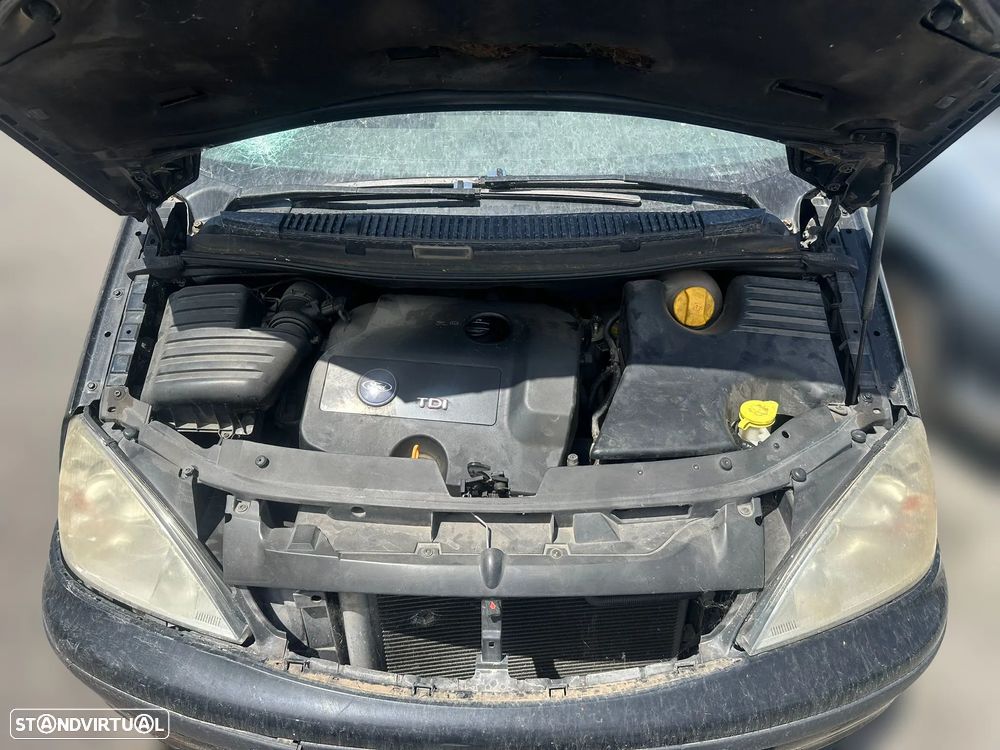 Ford Galaxy 1.9 TDI Ref AUY 7 Lug de 2002 para peças - 4