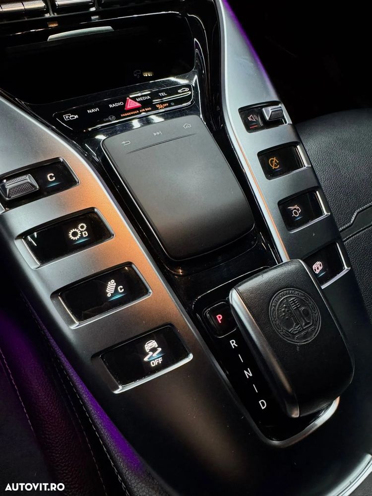 Mercedes-Benz AMG GT - 12