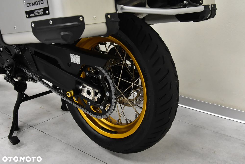 CFMoto MT - 41
