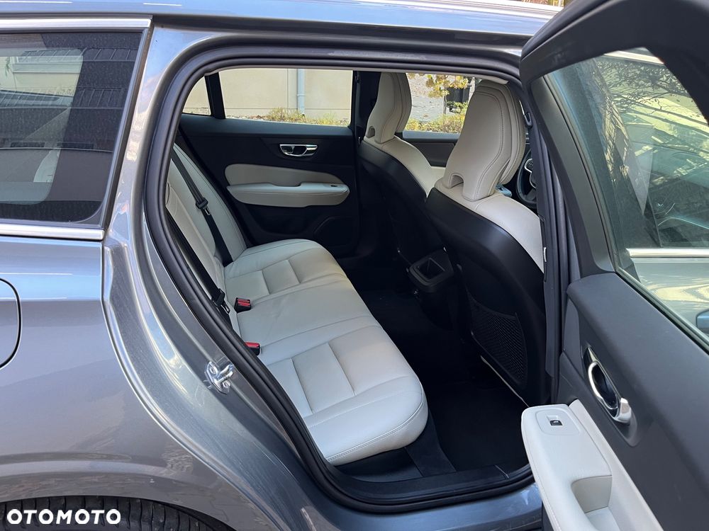 Volvo V60 T5 Geartronic Momentum Pro - 7