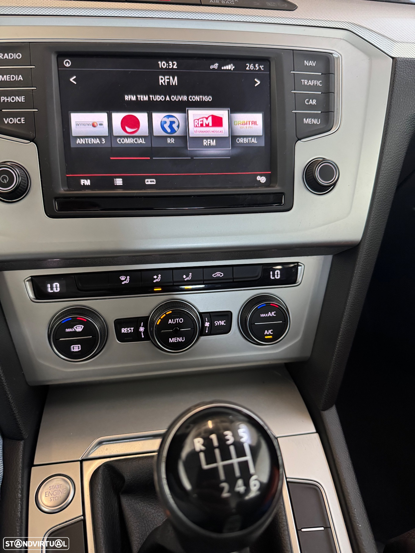 VW Passat Variant 2.0 TDi Confortline - 24