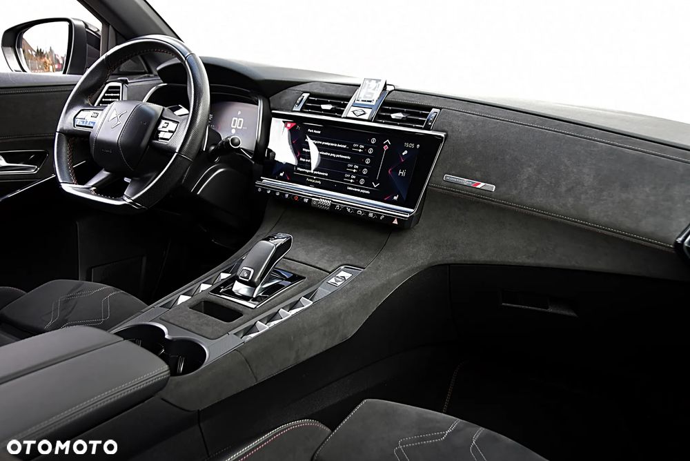 DS Automobiles DS 7 Crossback 1.6 PureTech Performance Line + - 23
