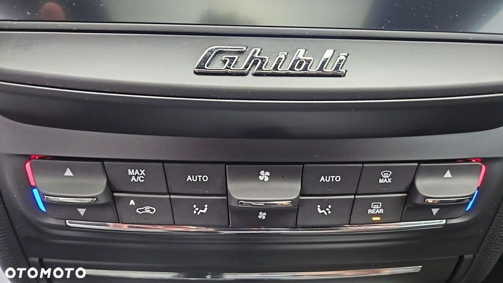 Maserati Ghibli S Q4 Granlusso - 19