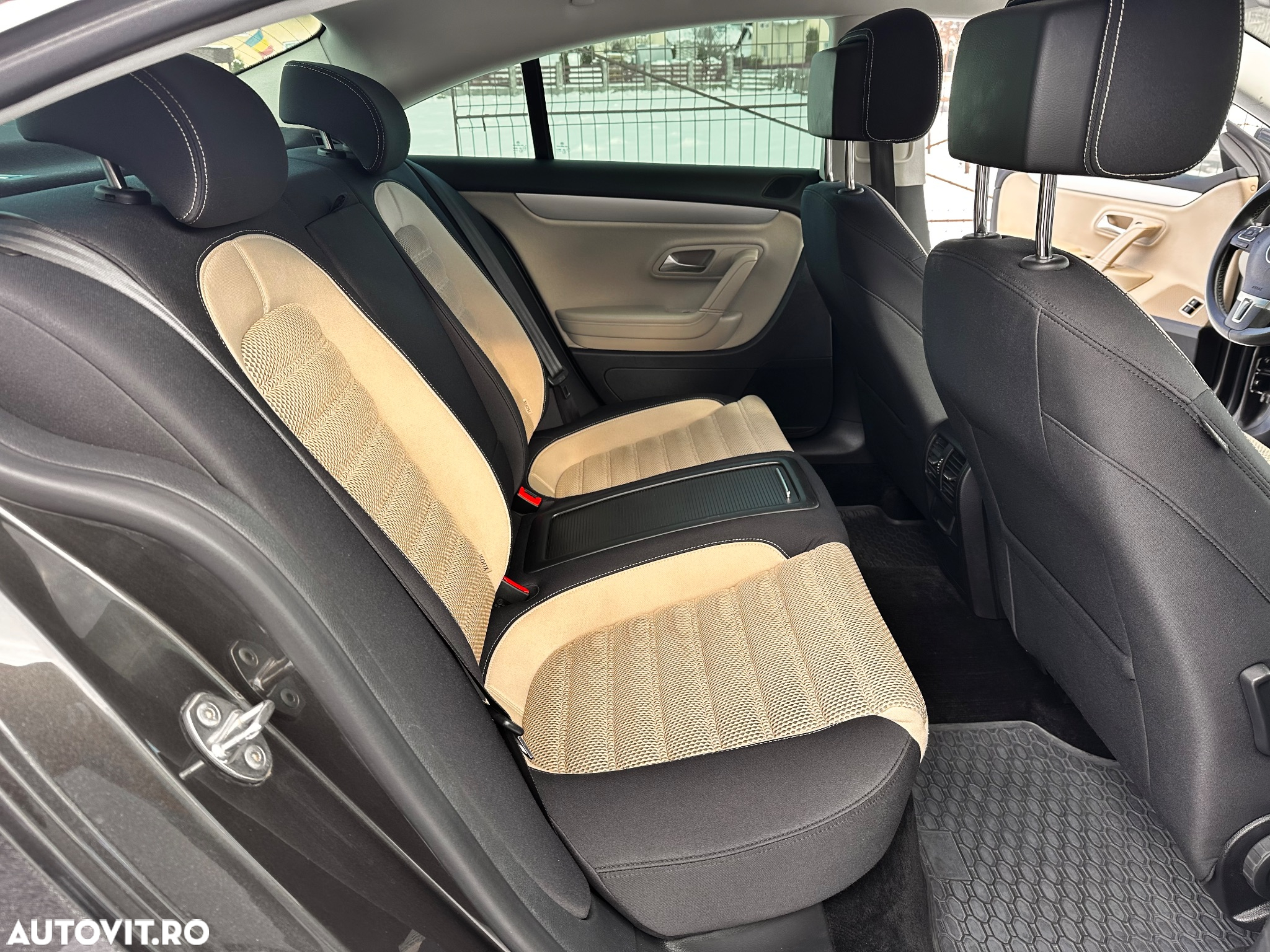 Volkswagen Passat CC 2.0 TDI BlueMotion Technology - 9