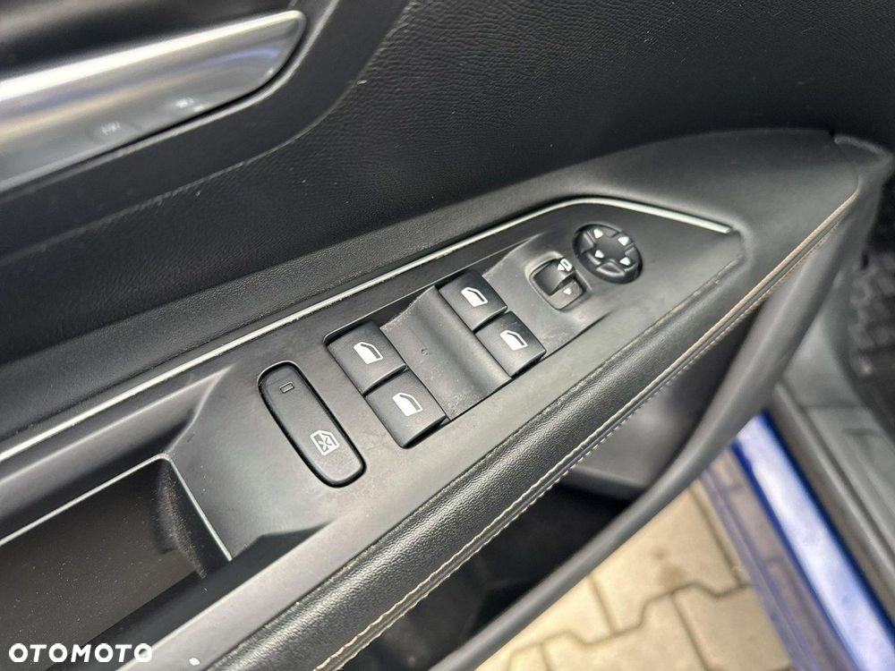 Peugeot 3008 1.6 PureTech GPF GT Line S&S EAT8 - 12