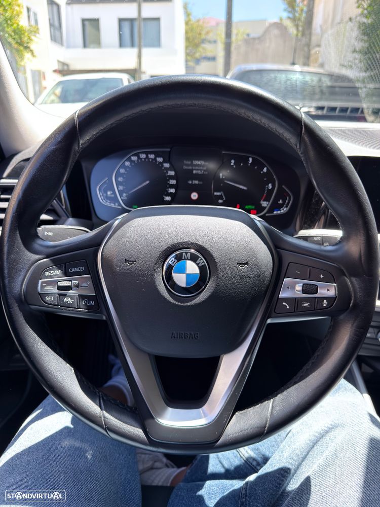 BMW 320 d Line Luxury Auto - 19