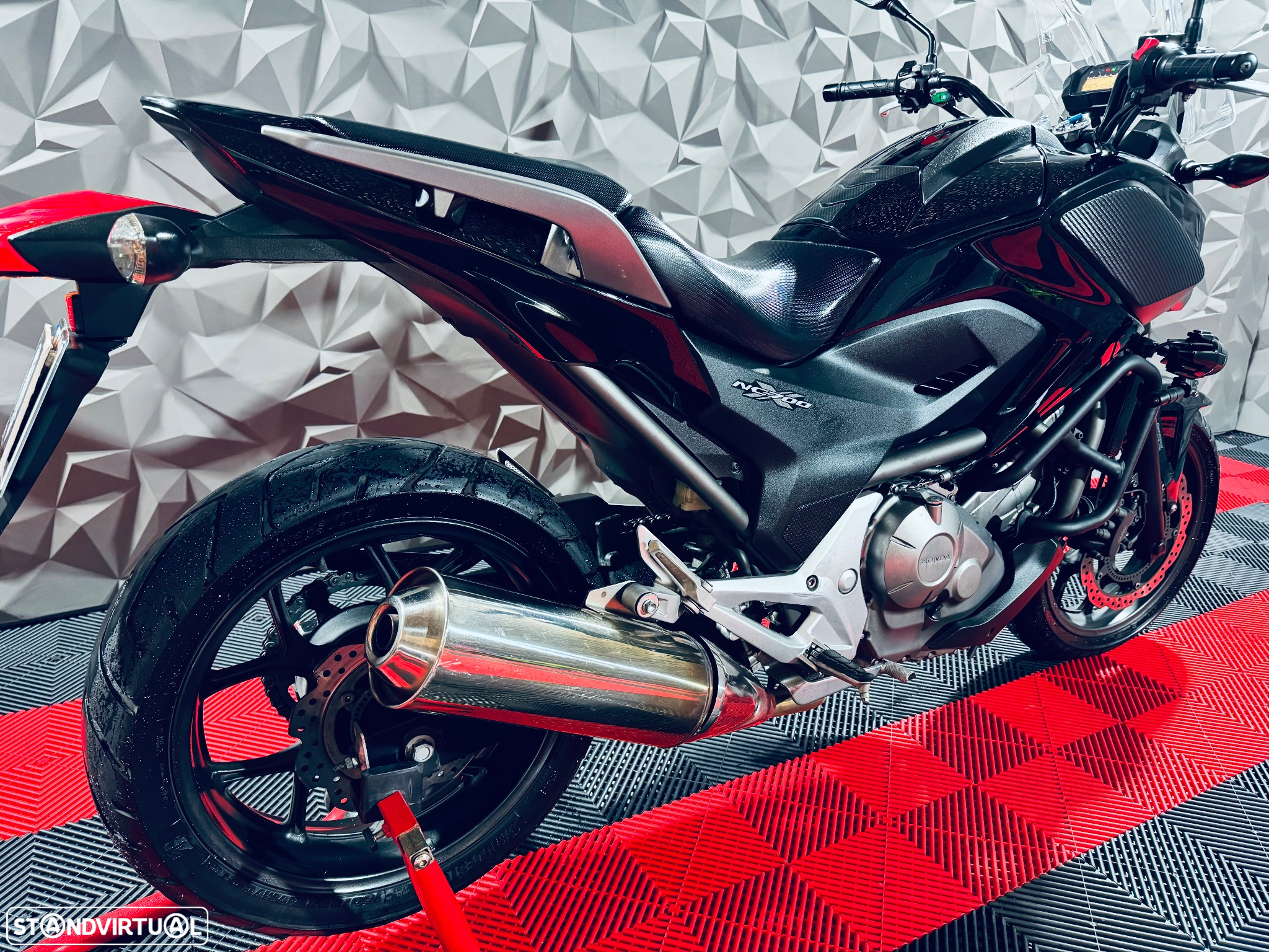 Honda NC700X - 6