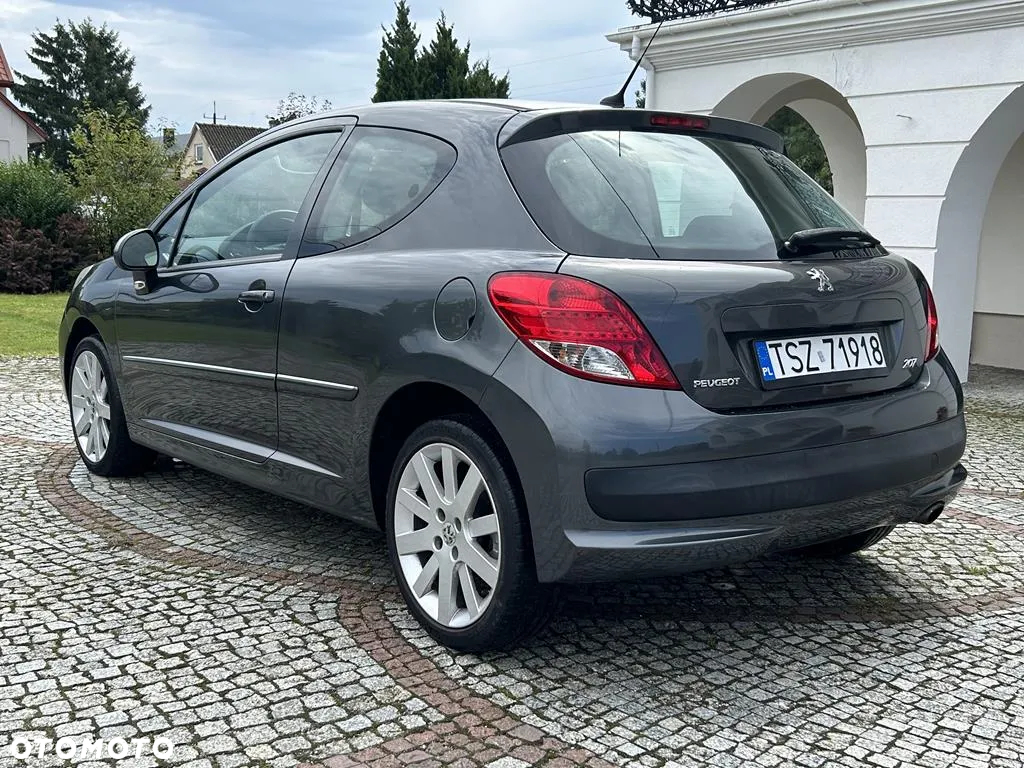 Peugeot 207 - 4