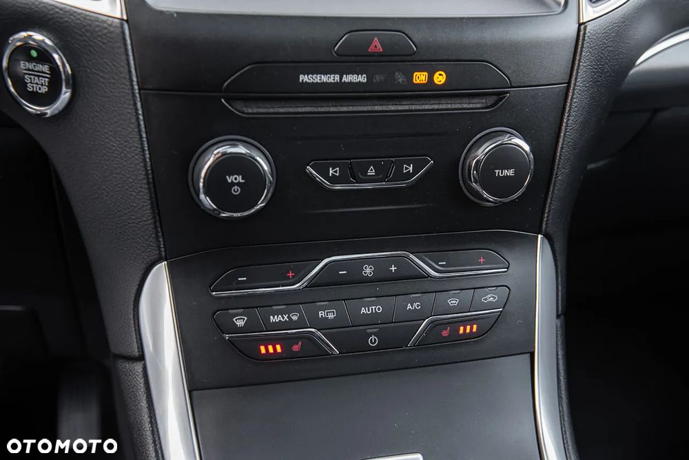 Ford S-Max 2.0 TDCi Allrad Titanium - 28