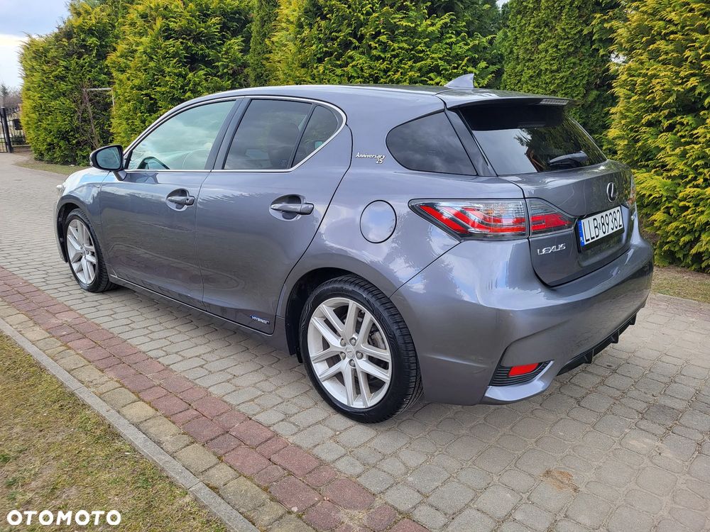 Lexus CT 200h Elegance EU6 - 15