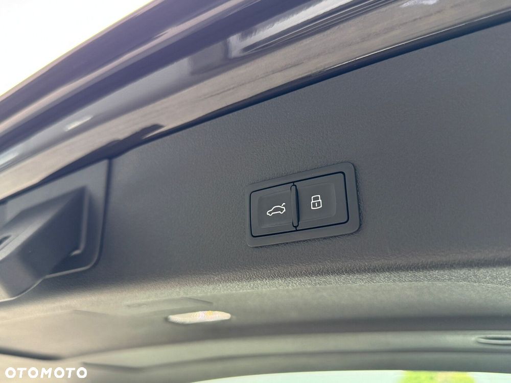 Audi A6 Allroad - 11