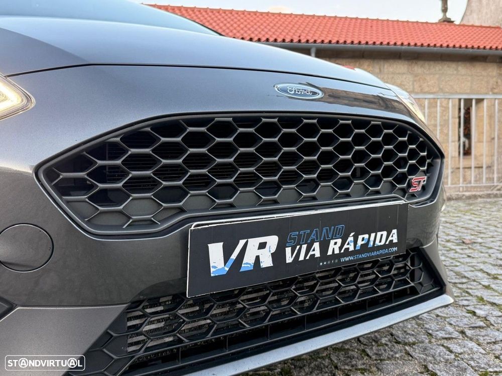 Ford Fiesta 1.5 EcoBoost ST - 24