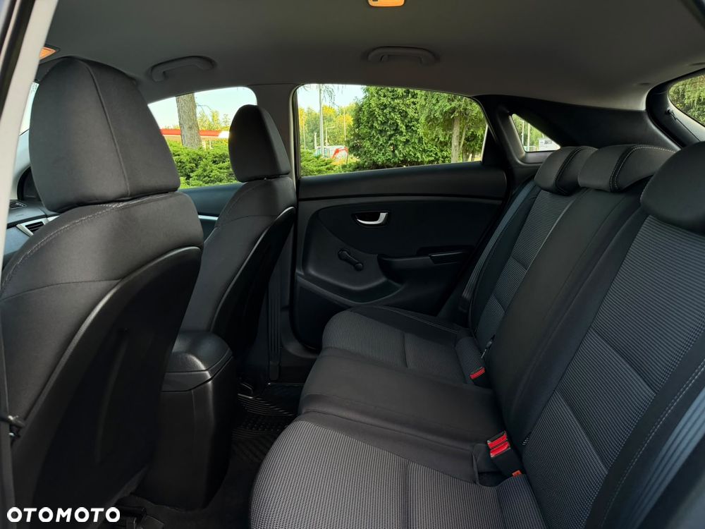Hyundai i30 1.4 Fifa World Cup Edition - 31
